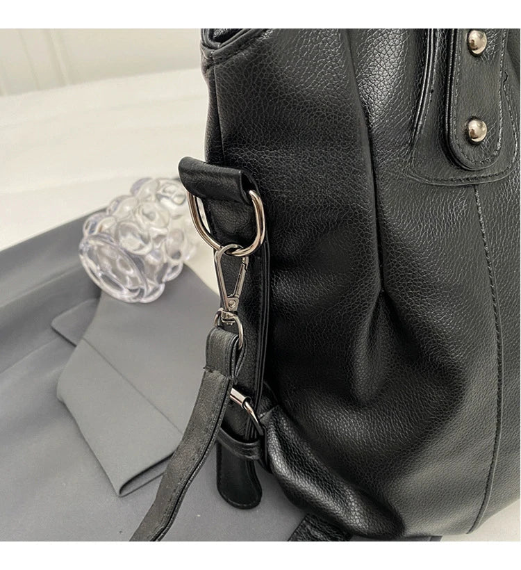 Retro design faux leather bag