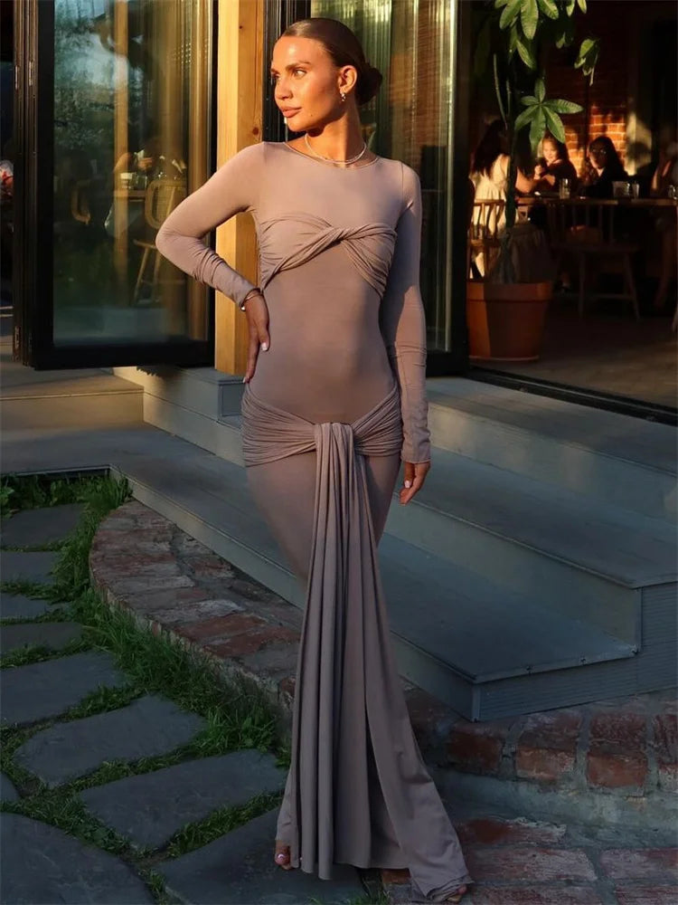 שמלת מקסי צנועה בעיצוב כיווצים וקשירה - נאהב