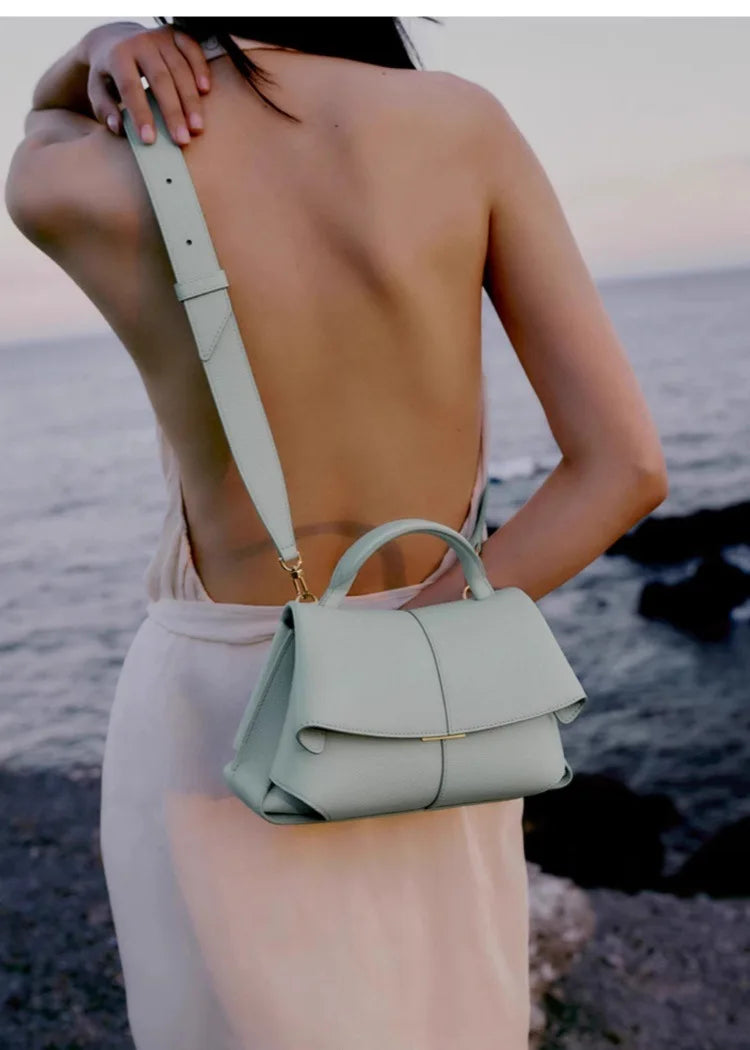 Leather bag with classic design