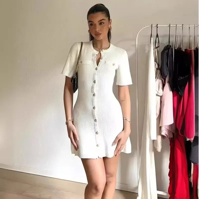 שמלת מיני סרוגה בעיטור כפתורים - Mary