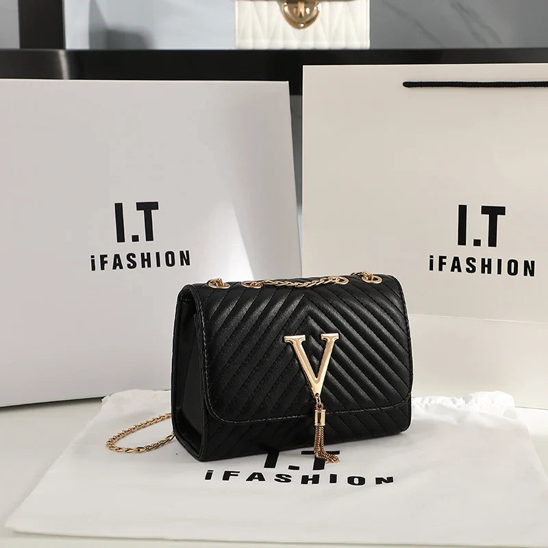 Faux leather bag with luxury design