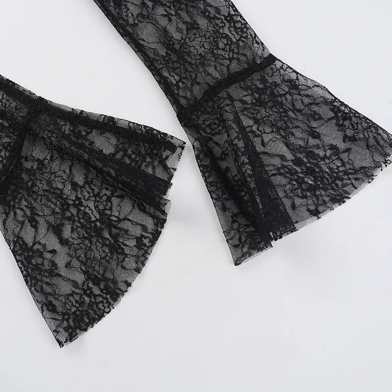 טופ מחוך תחרה בעיטור שרוולון תחרה - מילה