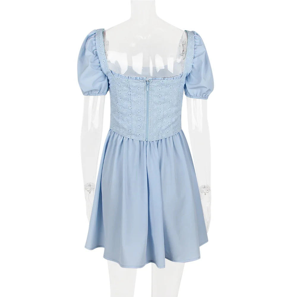 שמלת מיני סטייל כפרי בעיצוב מחוך - תכלת