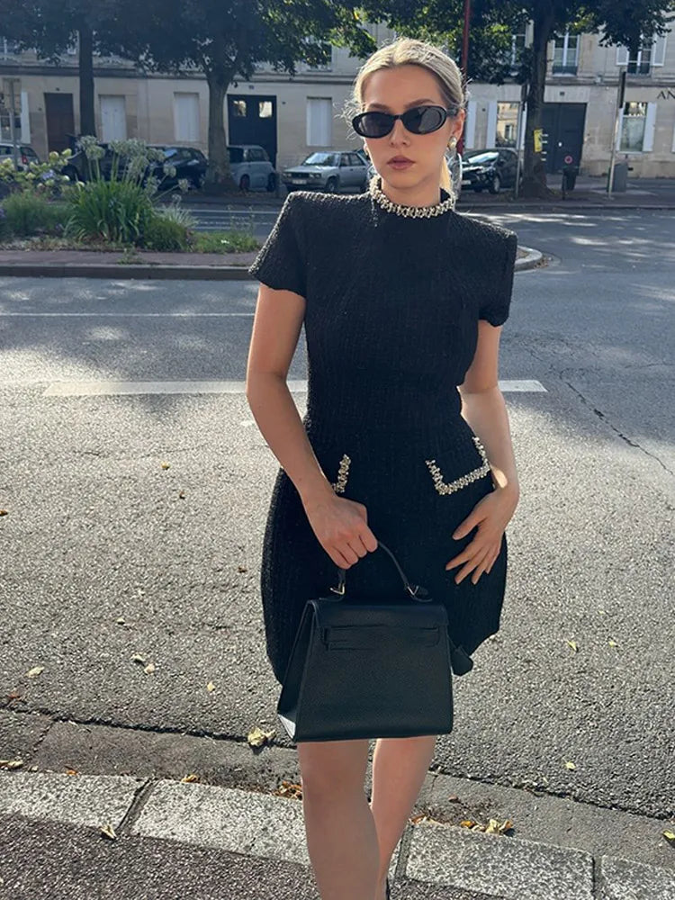 שמלת מיני אלגנטית שרוול קצר/ארוך סגנון מחויט בד ארוג בעיטור נצנצים ופנינים - Lucia