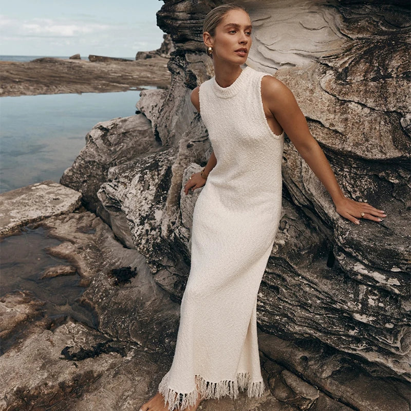 שמלת מקסי סרוגה בעיטור ציציות - פיונה