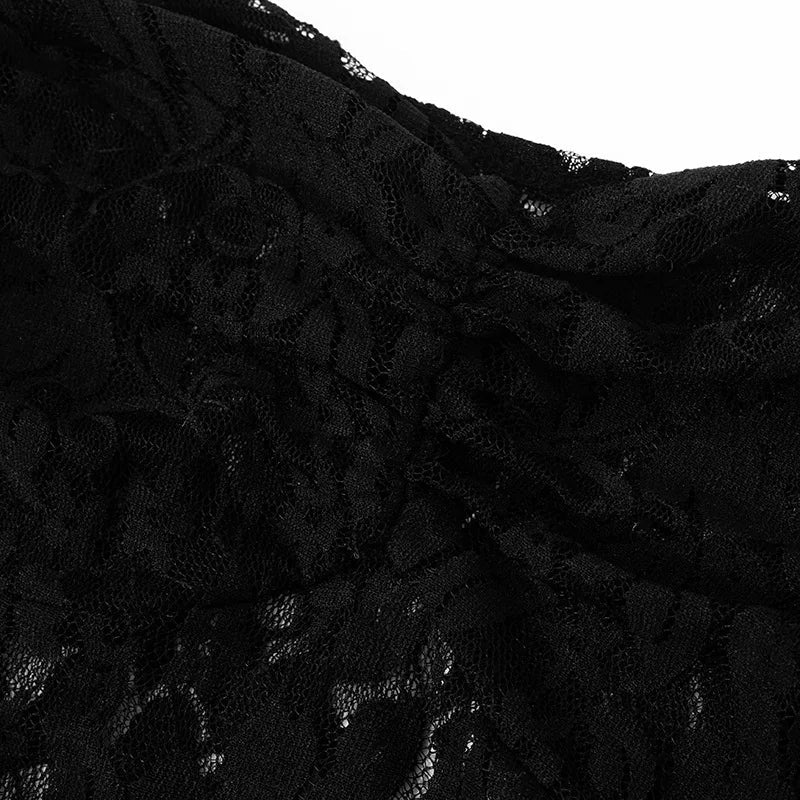 שמלת מיני סאטן בעיטור תחרה בעיצוב כיווצים - Leona