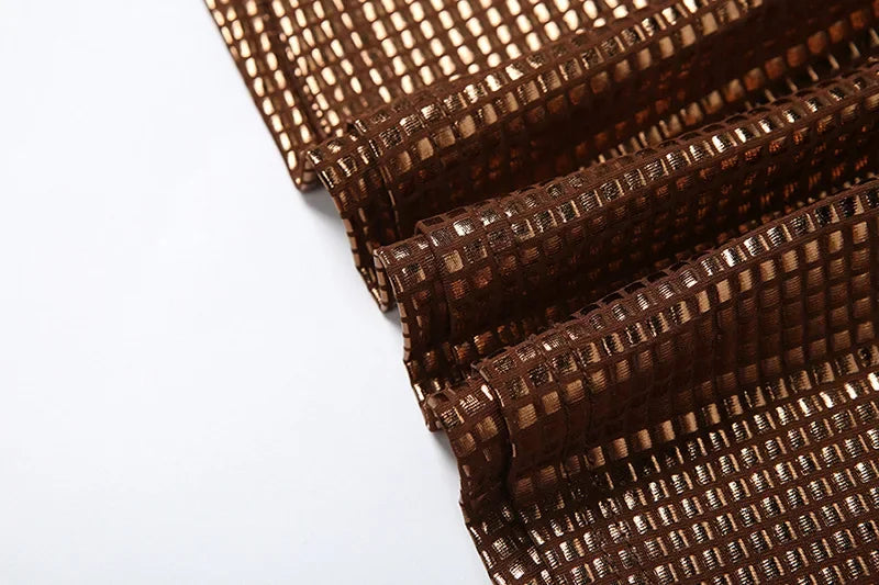 שמלת מקסי צמודה בעיטור ריבועים מנצנצים בעיצוב גב חשוף - Genesis