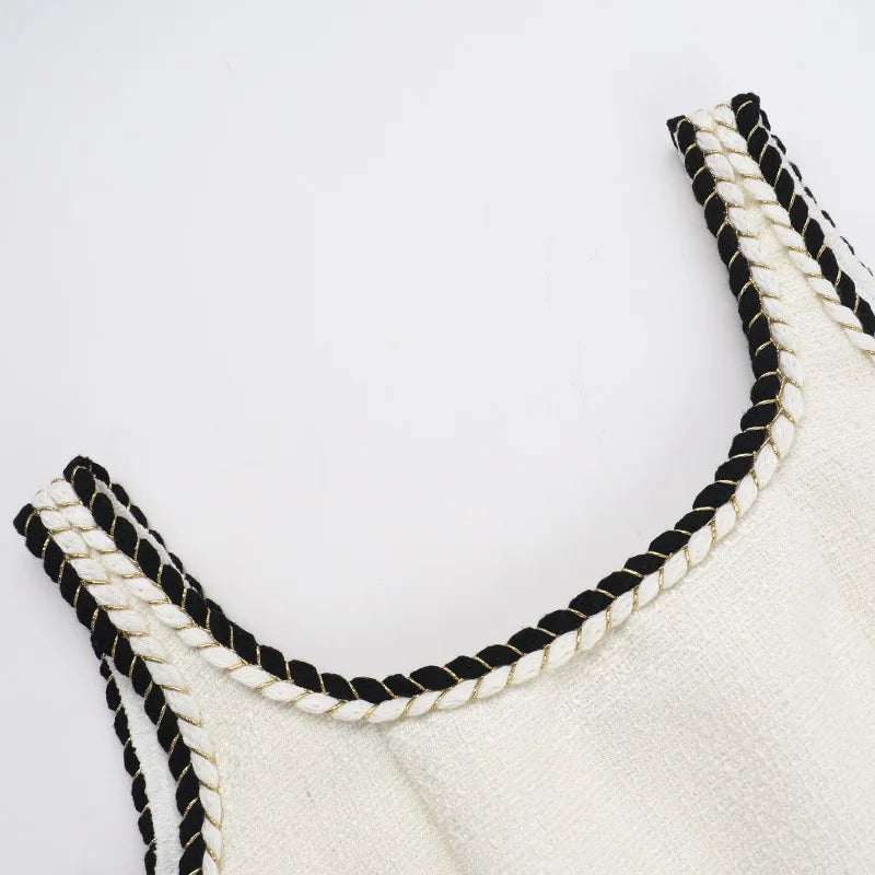 שמלת מיני בגזרת A בד ארוג - רוקסן