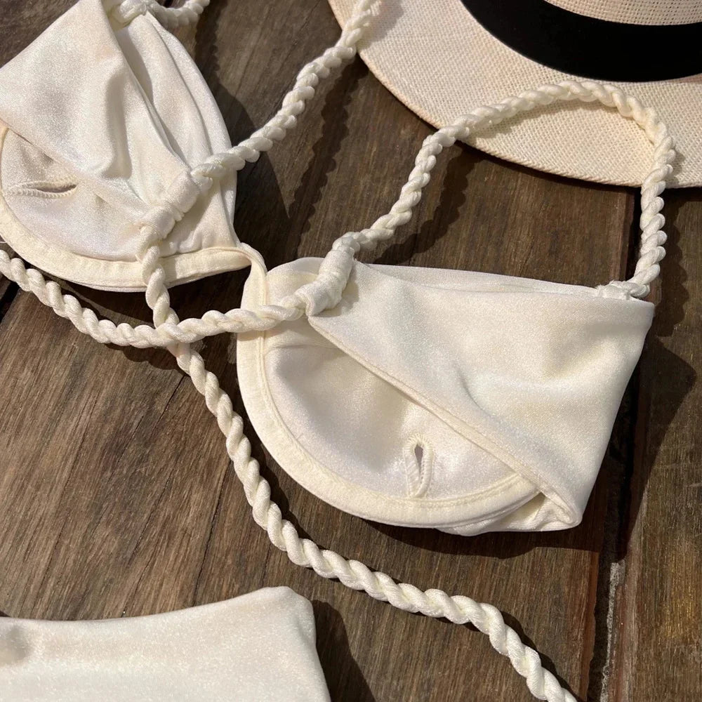 ביקיני בעיצוב רצועות צמה תחתון גזרה גבוה - אמה