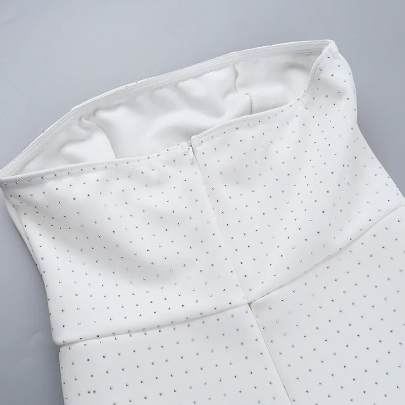 שמלת מיני סטרפלס בעיטור זרקונים מנצנצים - Londyn