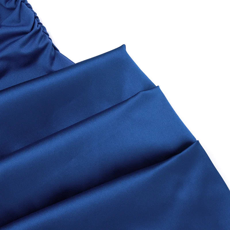 Strapless mini dress in a pleated satin design with buckle decoration - Easy