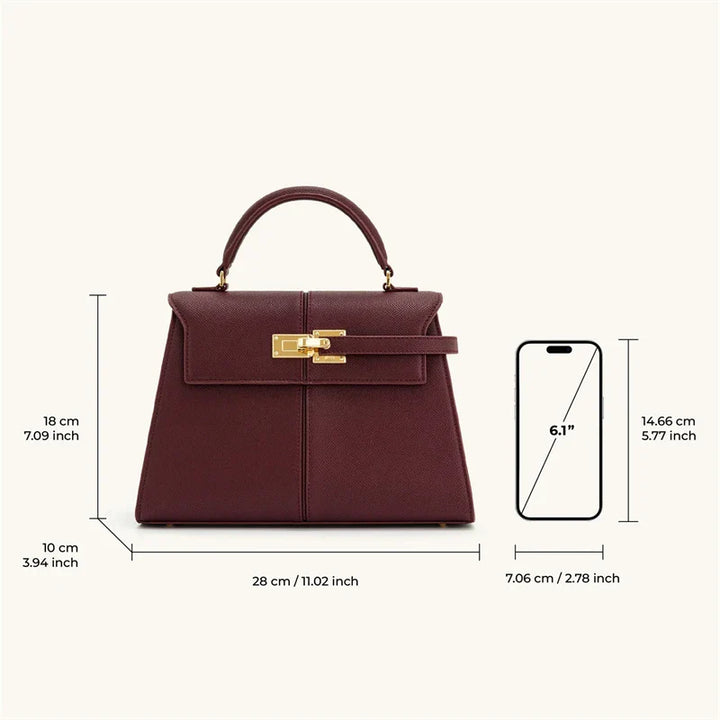 Leather bag with luxury design