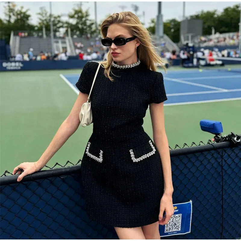 שמלת מיני אלגנטית שרוול קצר/ארוך סגנון מחויט בד ארוג בעיטור נצנצים ופנינים - Lucia