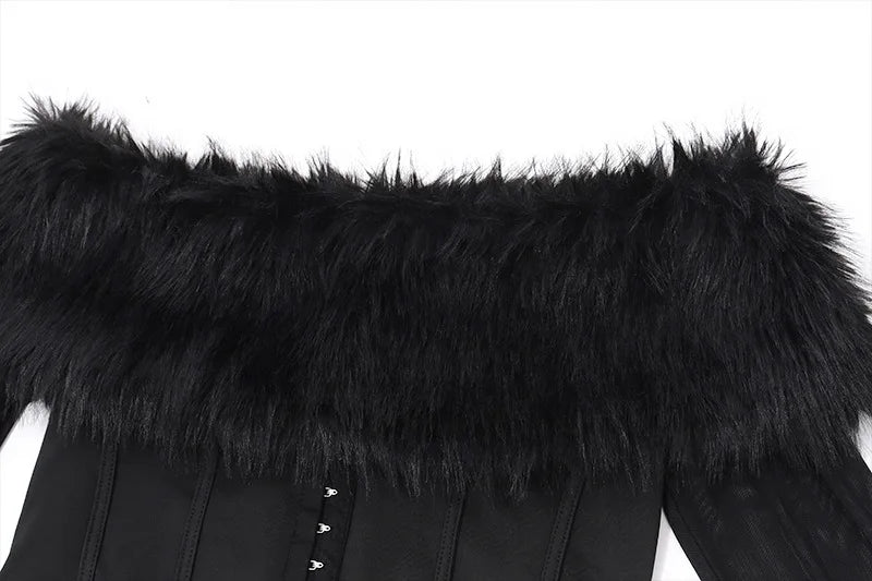 חולצת נוצות כתפיים חשופות - אן