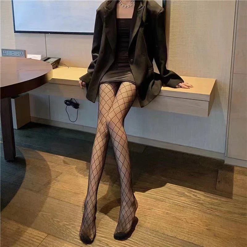 Tights in a variety of textures and shades: lace / hearts / bows / butterflies / mesh / sequins / stars