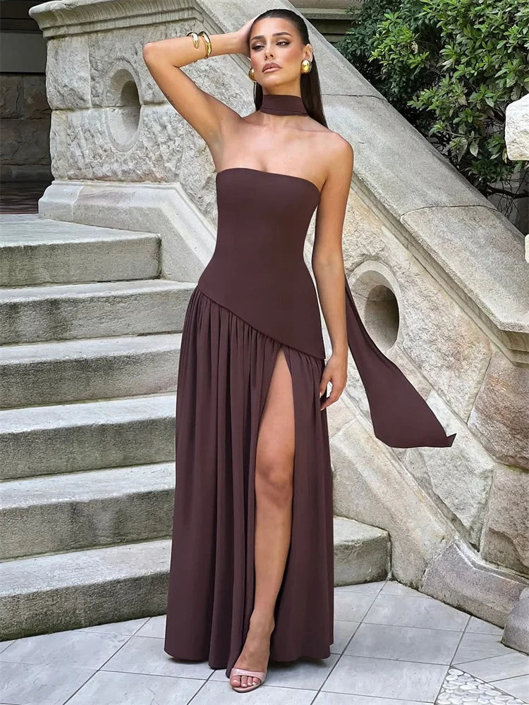 שמלת מקסי סטרפלס קשירה בגב בעיצוב חצאית שיפון בעיטור שסע וצעיף תואם - Zora