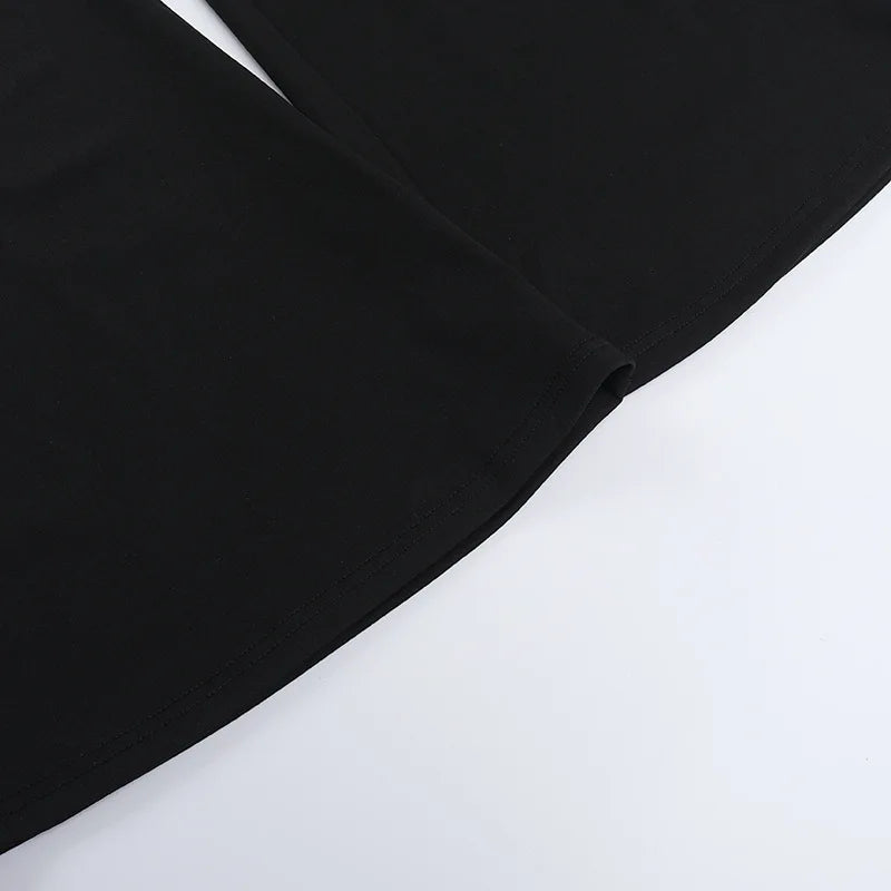 אוברול ארוך בעיצוב פתח וכתפיים חשופות בעיטור תחרה ניטים - קרוליין