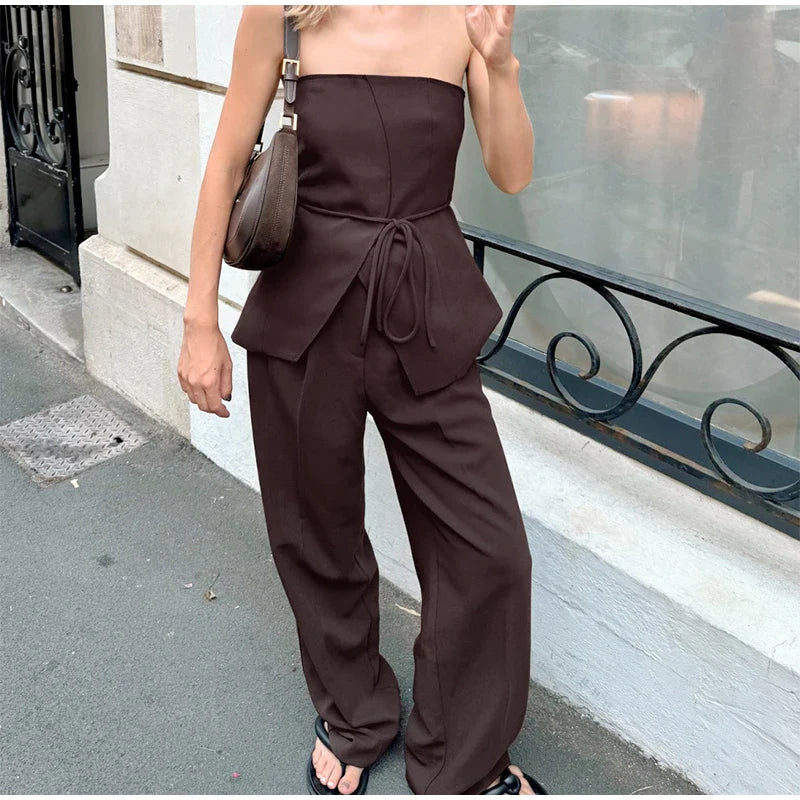 חליפת שני חלקים מחויטת טופ סטרפלס ומכנסיים ארוכים - מונה