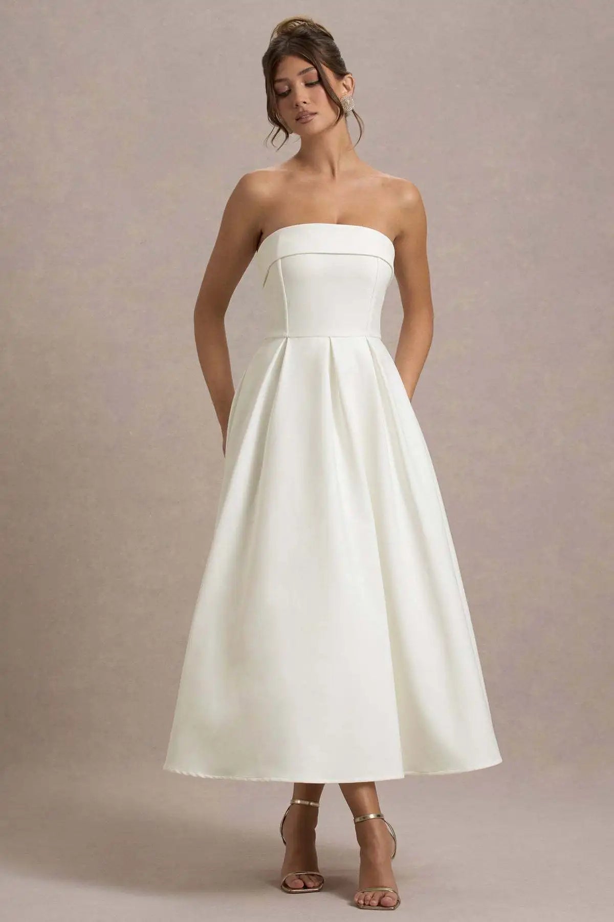 שמלת מידי סטרפלס אלגנטית - סנדרה