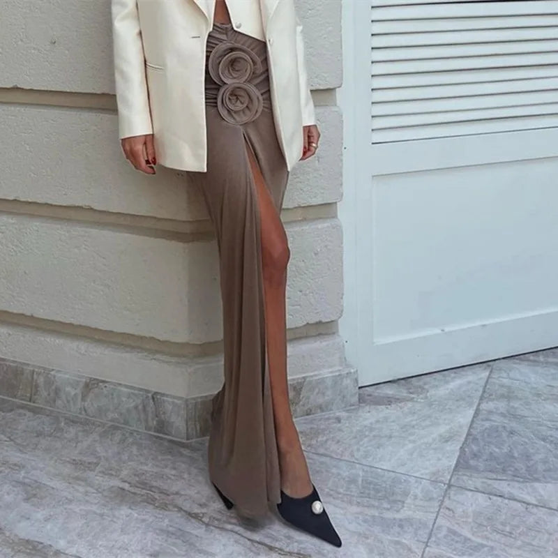 חצאית מקסי שסע עמוק בקישוט פרחים - אלמה