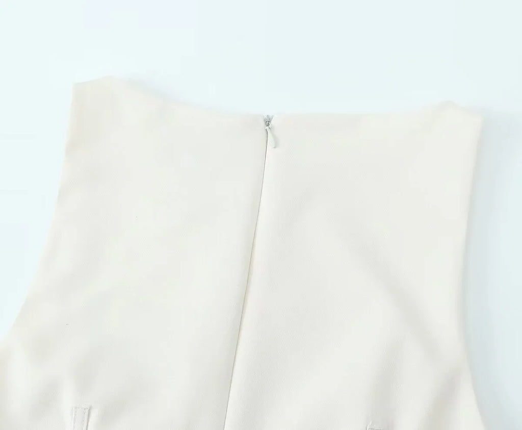 שמלת מיני מחויטת בשילוב חגורה תואמת  - סרינה