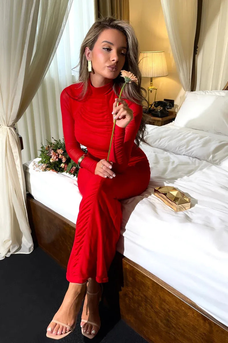 שמלת מקסי גולף צמודה בעיצוב כיווצים שרוולי שיפון - NINI