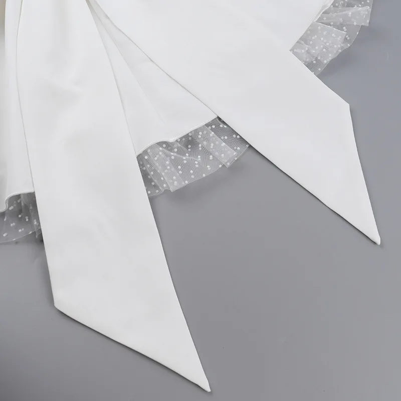 שמלת מיני סטרפלס בעיטור פפיון בגב בתוספת תחתית טול - Novalee