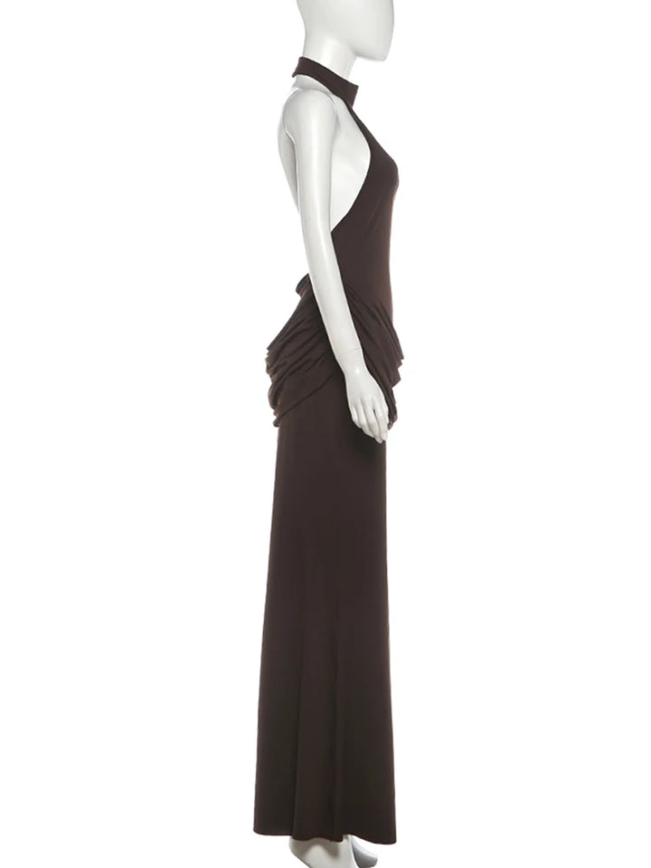 Open-back collar maxi dress with pleats and slit design - Bianca