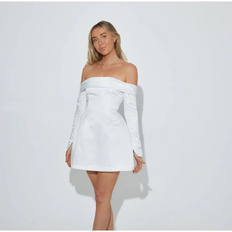 שמלת מיני בגזרת A כתפיים חשופות - מירנדה