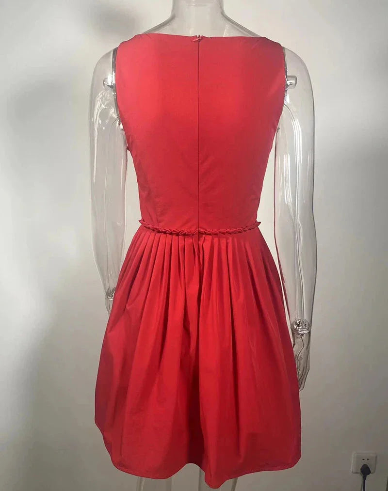 שמלת מיני בגזרת A סגירת סיכות - לוטם