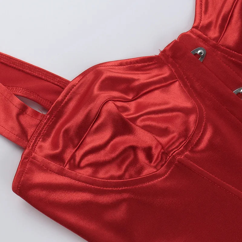 קרופ טופ סאטן בעיטור כפתורים - סיינה