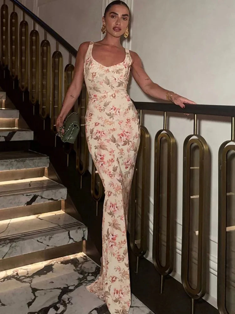 שמלת מקסי פרחונית צמודה גב פתוח - פליסיה