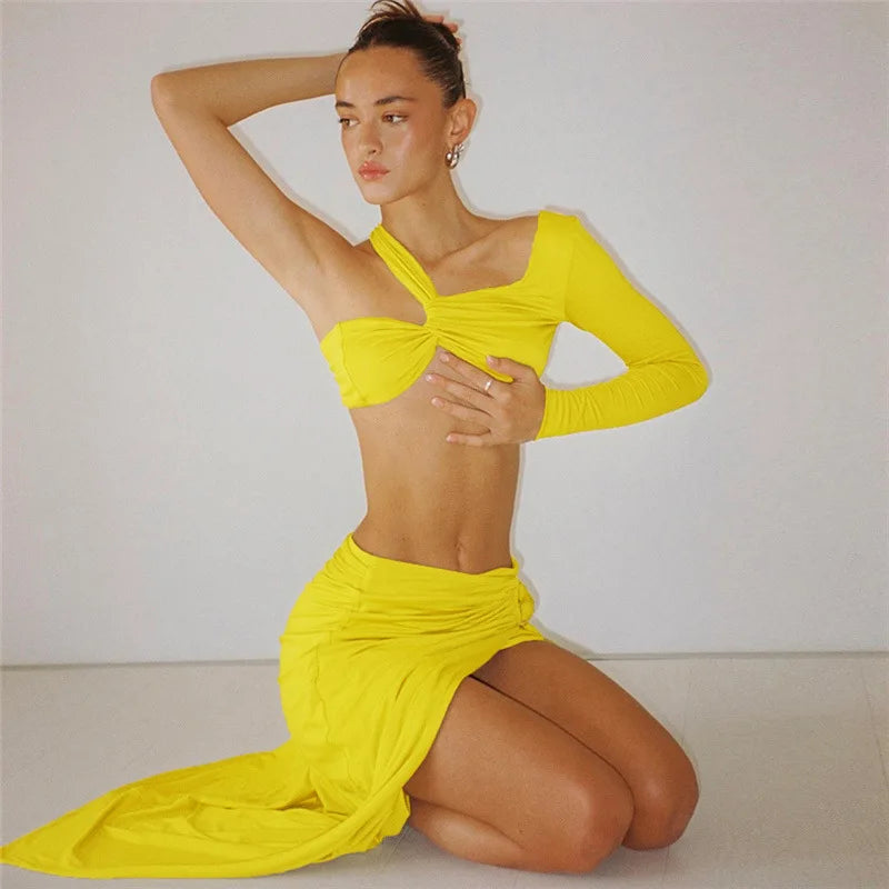 סט שני חלקים חצאית מקסי שסע עמוק וטופ בעצוב מיוחד שרוול אחד - שרה לי