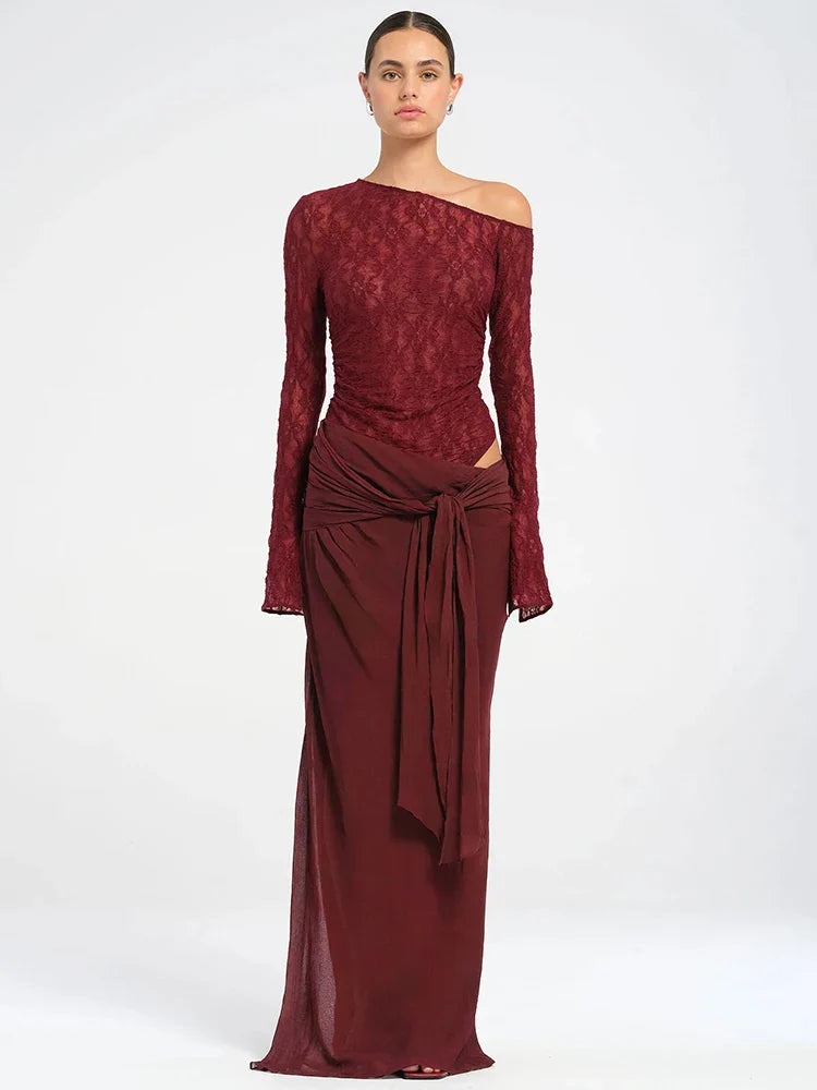 שמלת מקסי בעיצוב שסע ותחרה בעיטור קשירה - WINE