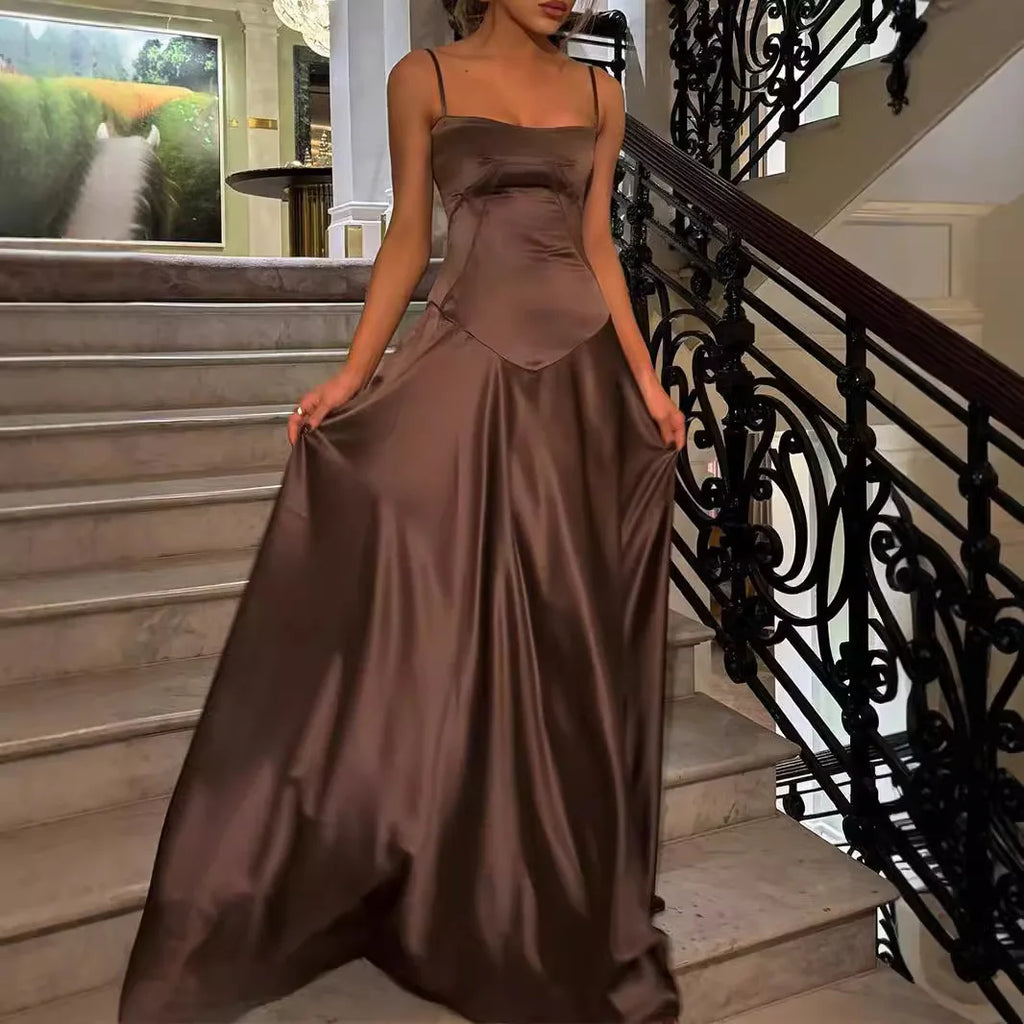 שמלת מקסי סאטן קשירה בגב להצמדה במותן - Lilia