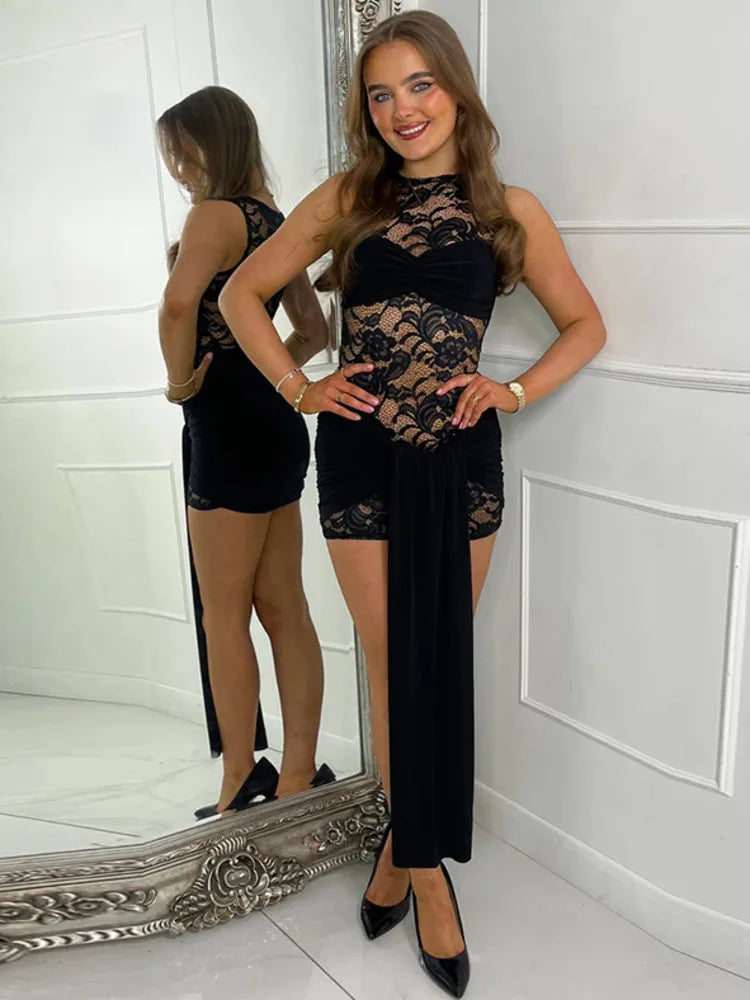 שמלת מיני תחרה בעיטור שובל קשירה - קארין