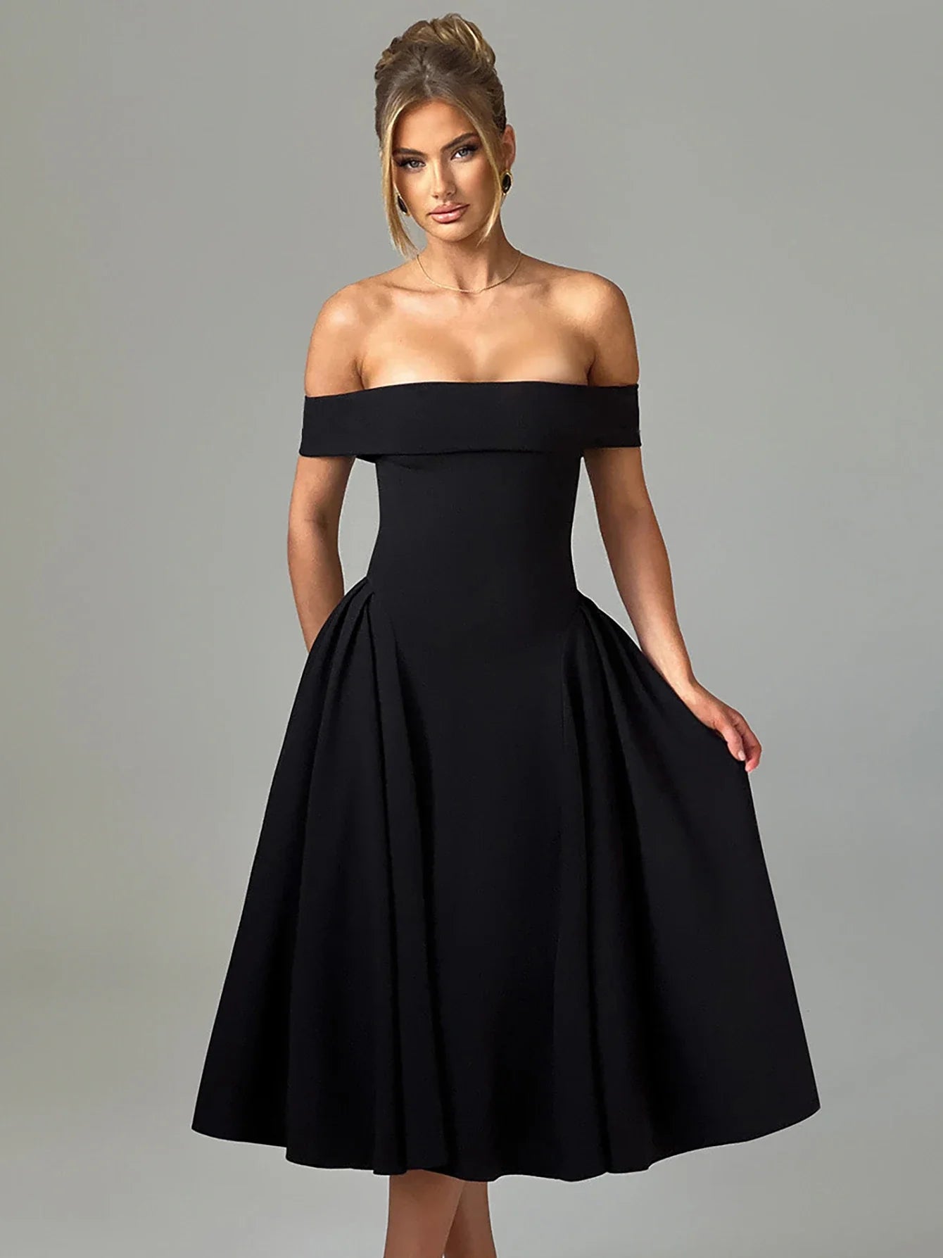 שמלת מידי בגזרת A כתפיים חשופות - רונאל