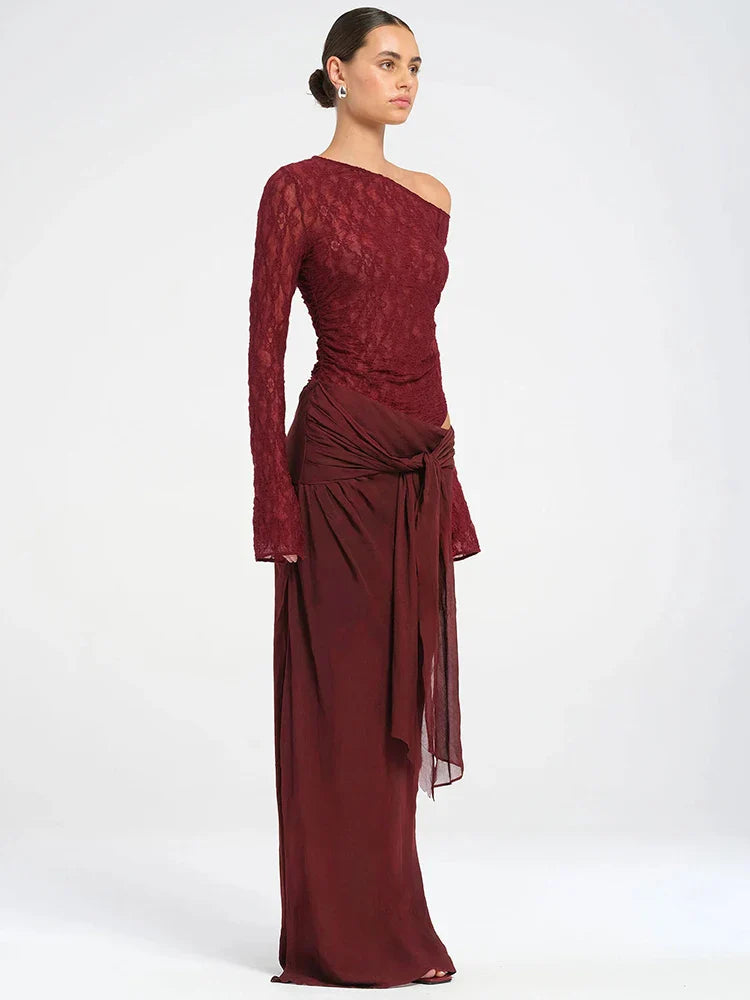 שמלת מקסי בעיצוב שסע ותחרה בעיטור קשירה - WINE