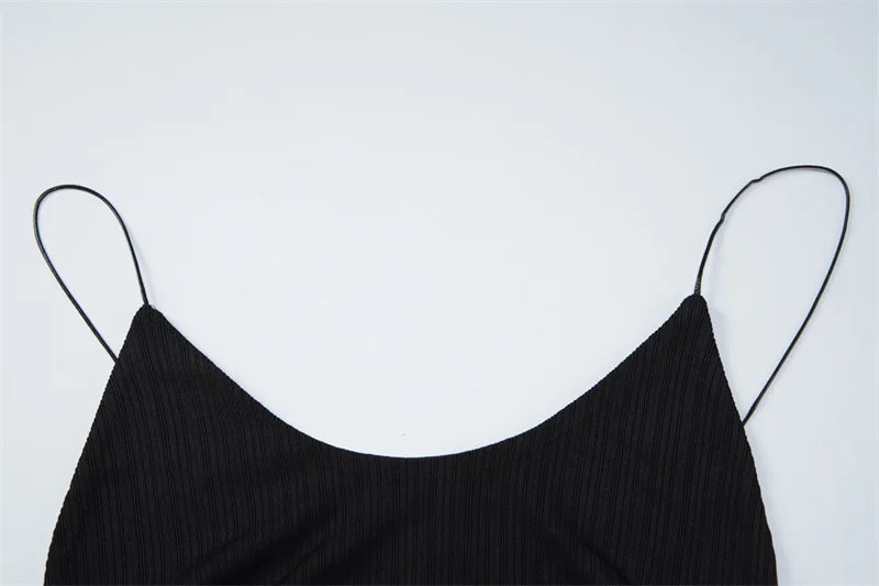 Knitted maxi dress with an open back - Louis