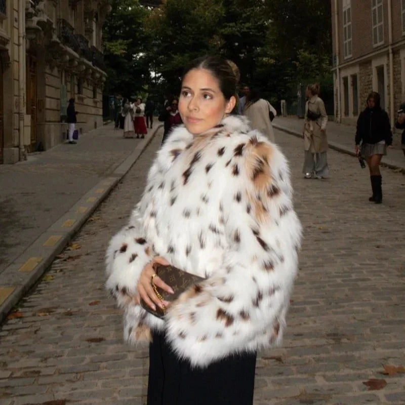 מעיל פרווה - רירי