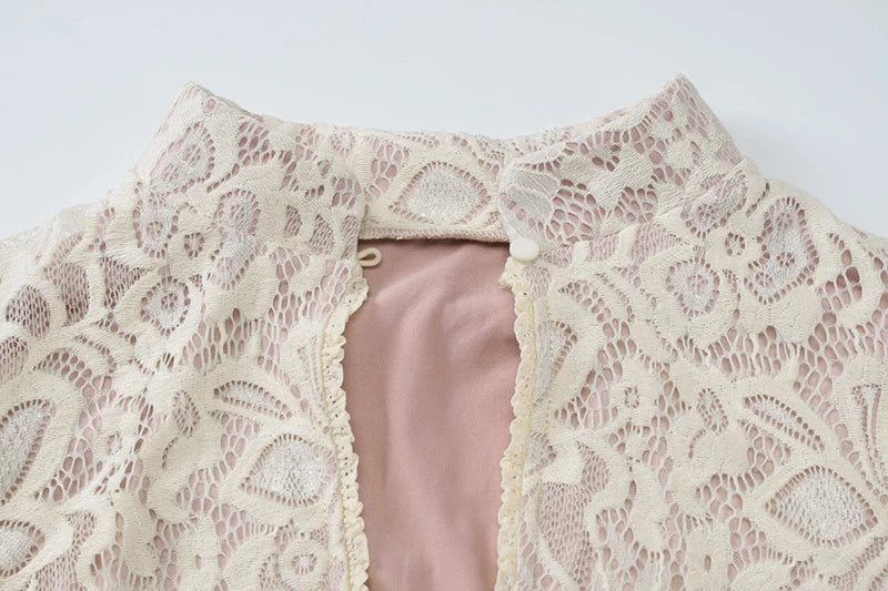 שמלת מיני תחרה סגירת כפתור - איידן