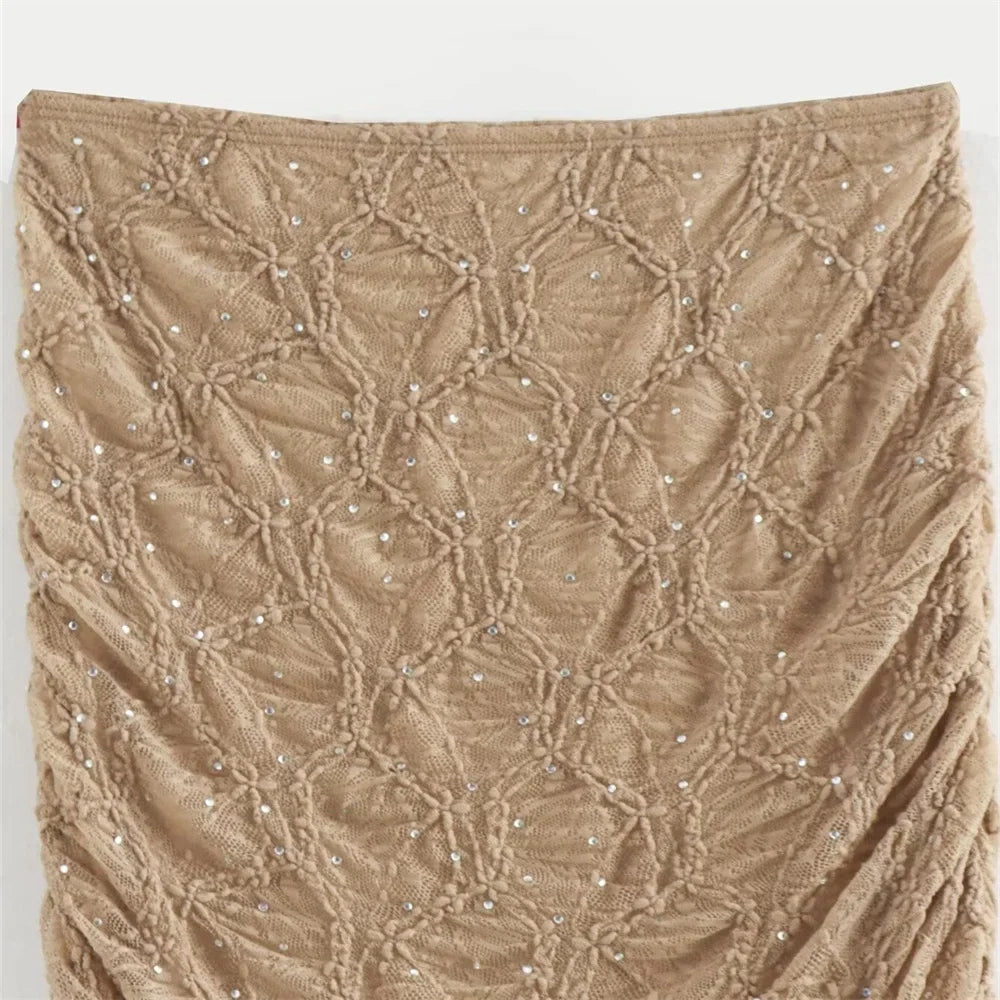 סט שני חלקים טופ כתפייה אחת וחצאית מידי בעיצוב קפלים תחרה בעיטור זרקונים - MELLISA