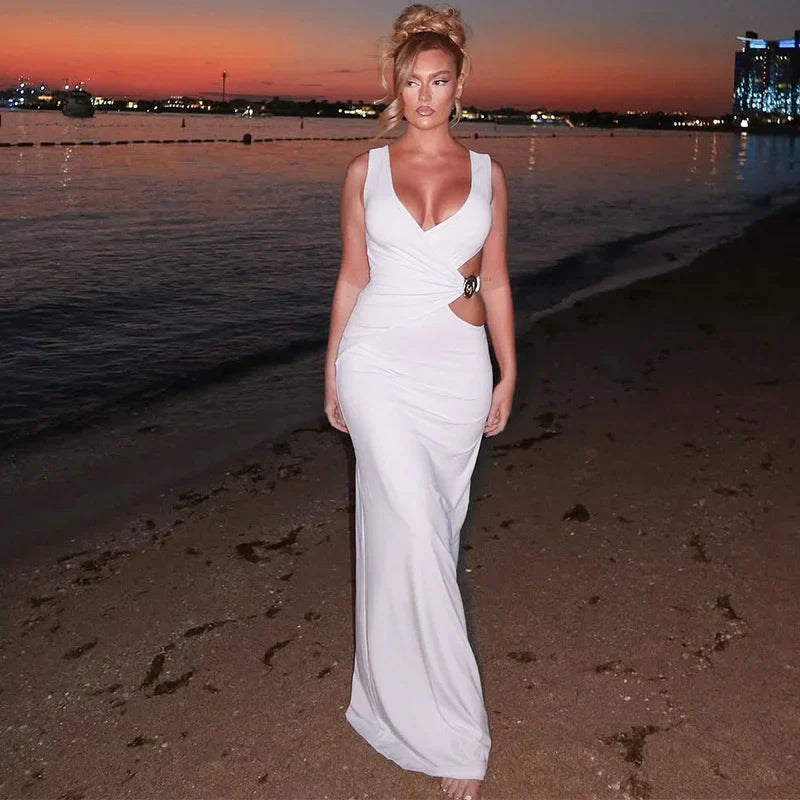 שמלת מקסי בעיצוב פתח בעיטור אבזם - ג'ני