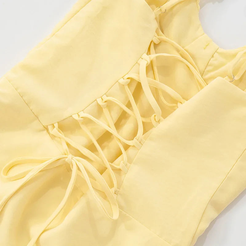 שמלת מיני בגזרת A קשירה בגב להצמדה במותן - נאלה