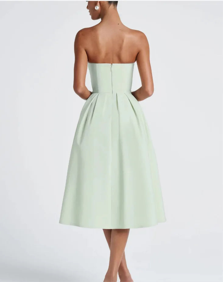 שמלת מידי סטרפלס בגזרת A - ארייא