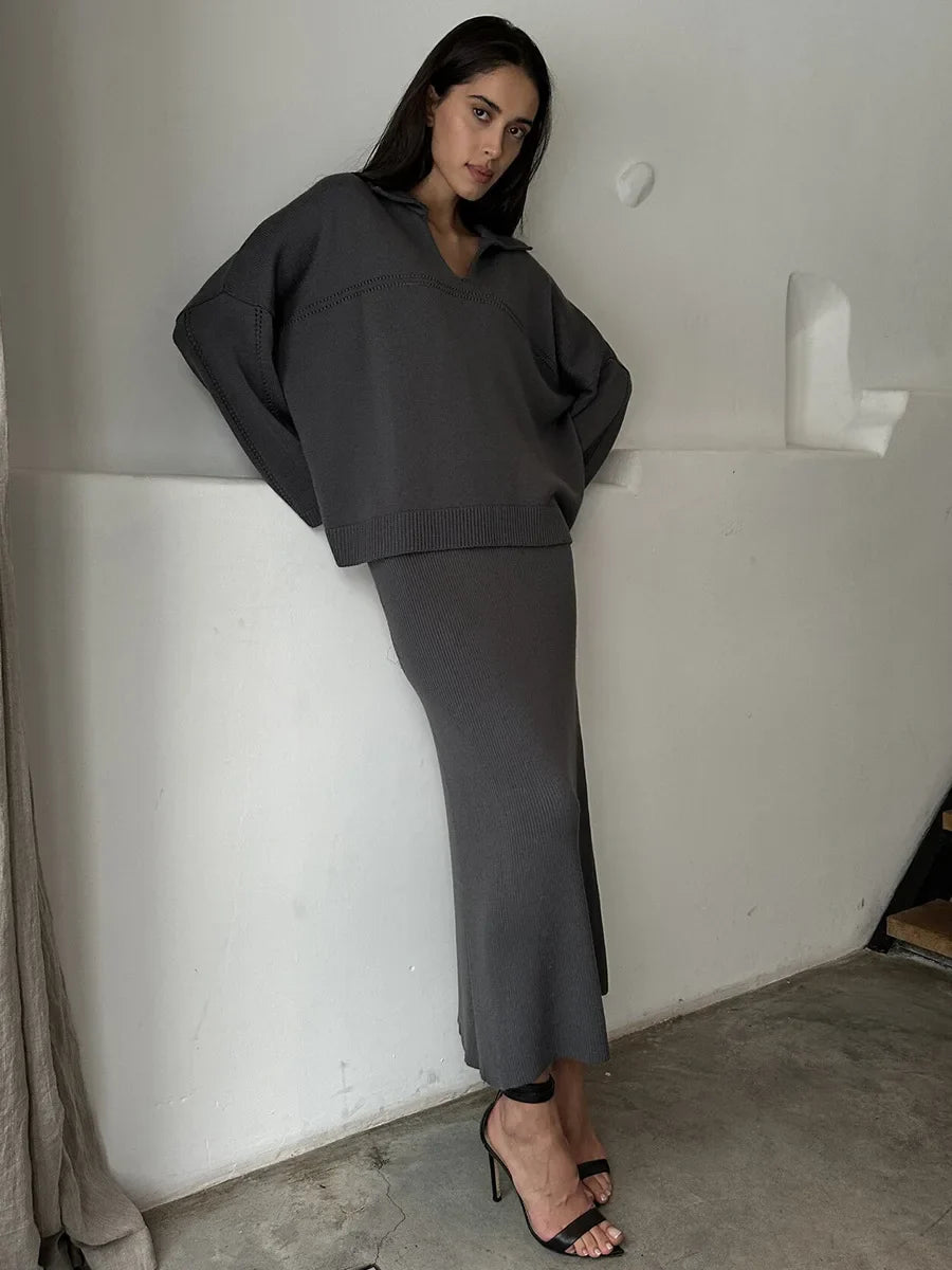 חליפת שני חלקים loose סרוגה חצאית מקסי וחולצה - שילב