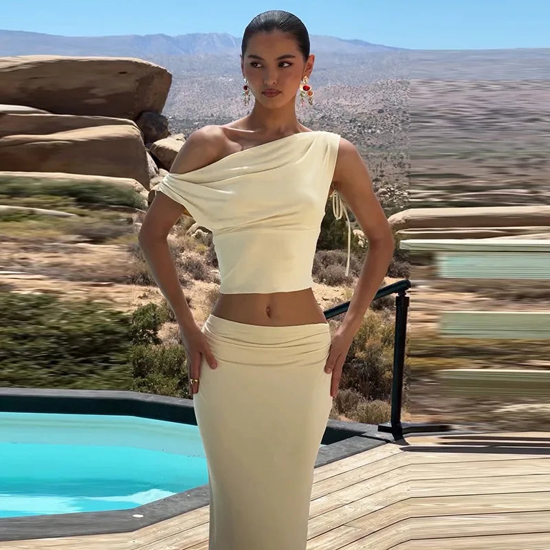 Two-piece set, maxi skirt and off-shoulder top - Yanai