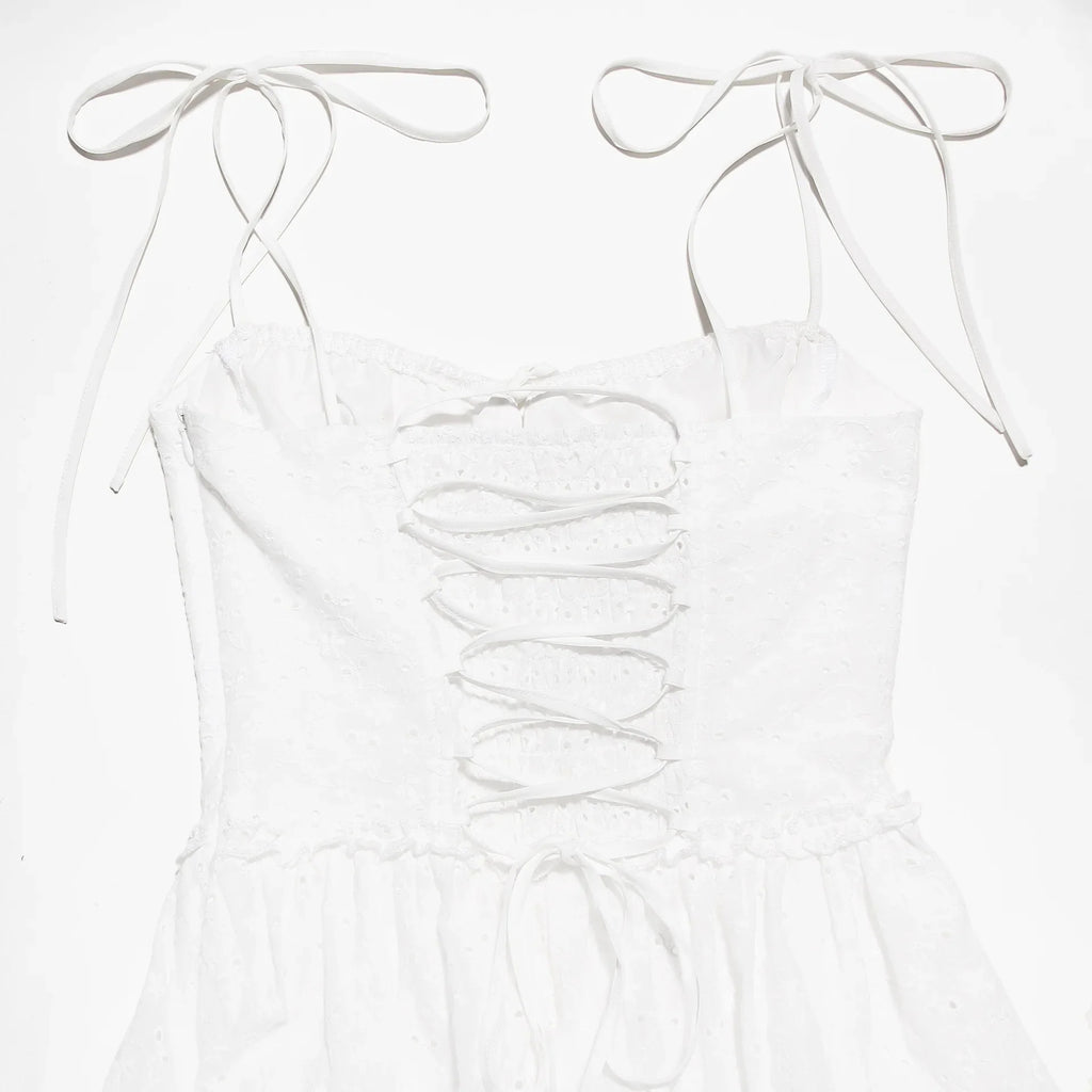 שמלת מיני בגזרת A בעיטור רקמה קשירה בכתפיות - GAYA