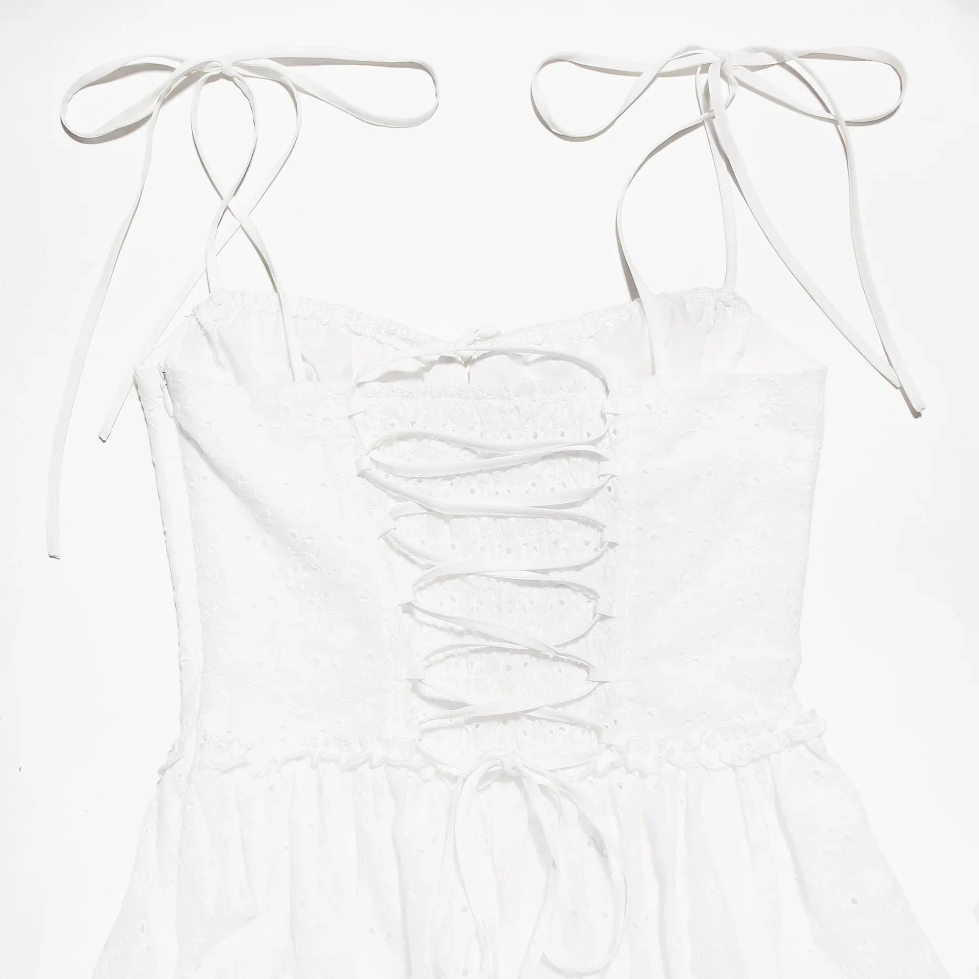 שמלת מיני בגזרת A בעיטור רקמה קשירה בכתפיות - GAYA