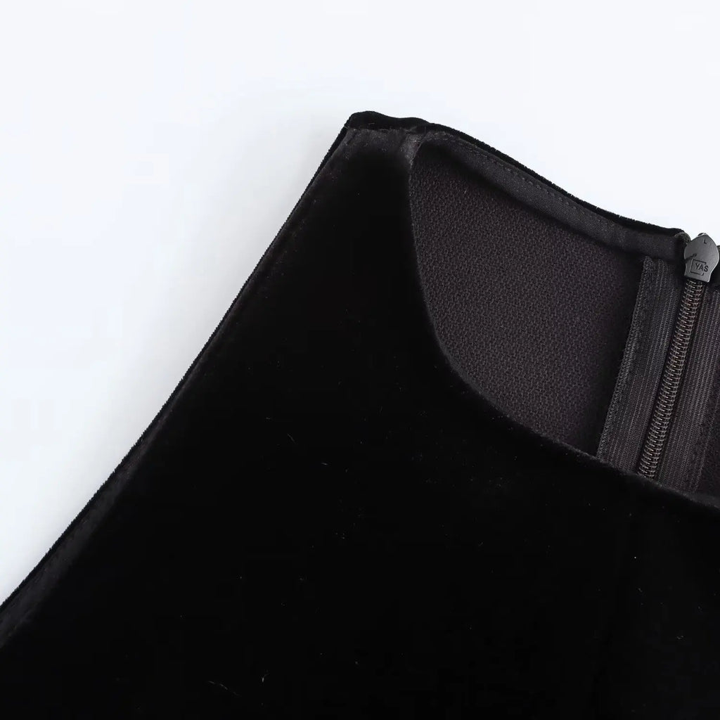 שמלת מיני קטיפה בגזרת A - Sydney